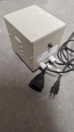 Transformator 110V -> 230V, Ophalen, Zo goed als nieuw, Stekker