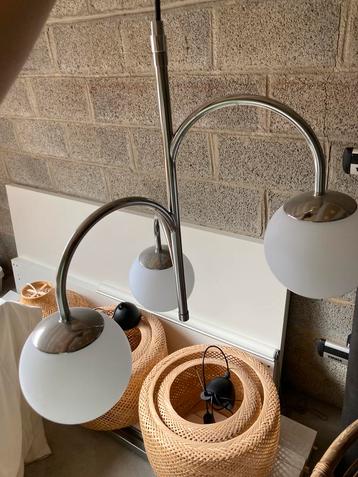 Suspension IKEA SIMRISHAMN (chromé/opalin verre, 55 cm) beschikbaar voor biedingen