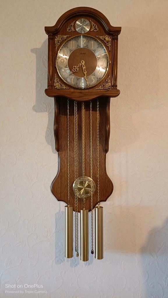 hangklok, Huis en Inrichting, Woonaccessoires | Klokken, Zo goed als nieuw, Wandklok, Analoog, Ophalen