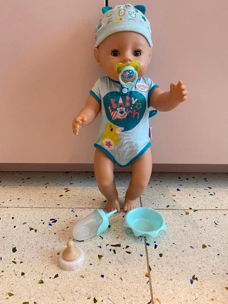 Baby Born Soft Touch Magic Boy - in heel goede staat, Enfants & Bébés, Jouets | Poupées, Utilisé, Baby Pop, Enlèvement