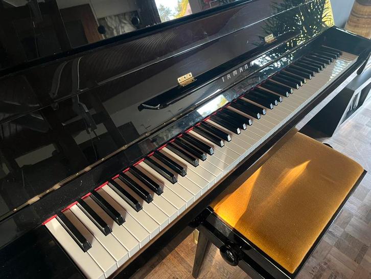 Yamaha Buffet Piano in hele goede staat, Muziek en Instrumenten, Piano's, Gebruikt, Piano, Zwart, Hoogglans, Ophalen
