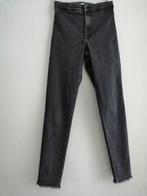 mooie zwarte jeansbroek  Zara  maat 13/14 jaar, Fille, Utilisé, Zara, Enlèvement ou Envoi