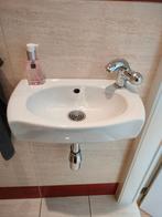 Porseleinen wastafel, inclusief kraanwerk en afvoer, Ophalen, Minder dan 50 cm, Gebruikt, Minder dan 25 cm