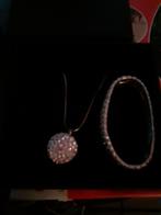 Coffret bijoux, Enlèvement