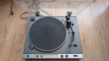  WEGA P550 ( Sony PS-T25 ) volautomatische platenspeler  beschikbaar voor biedingen