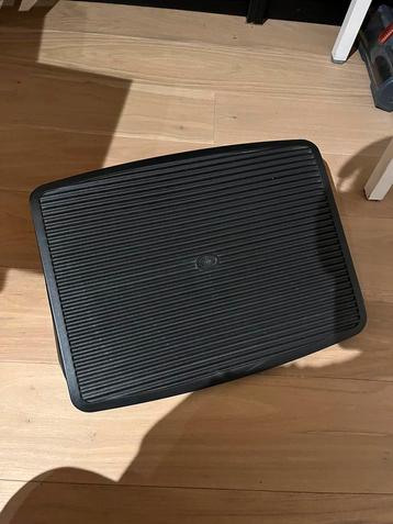 Ergonomische voetensteun  beschikbaar voor biedingen