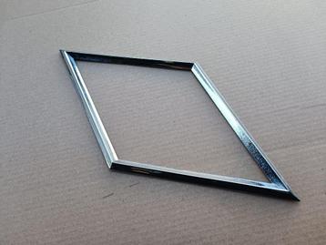 Front Embleem/ Omlijsting Wurlitzer 2610 (1962) jukebox   beschikbaar voor biedingen