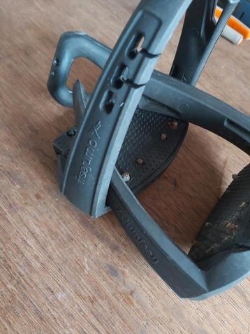 Freejump beugels zwart , als nieuw !!  beschikbaar voor biedingen