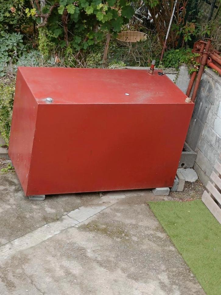 Citerne à mazout, Doe-het-zelf en Bouw, Verwarming en Radiatoren, Gebruikt, Ophalen