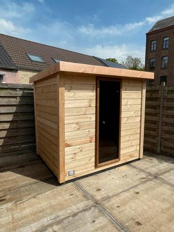 Buitensauna 120x180 inclusief kachel €3250. Uit voorraad! beschikbaar voor biedingen