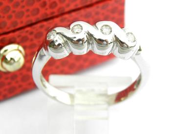 18KT dames ring witgoud met diamanten beschikbaar voor biedingen