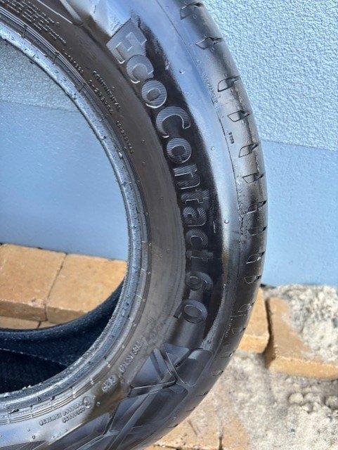 2 pneus été Continental Ecocontact 6 en bon état, 215 mm, Véhicule de tourisme, Pneus été, Enlèvement