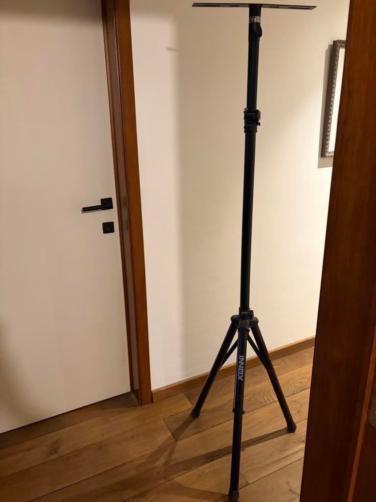 Luidsprekerstandaard, Muziek en Instrumenten, Ophalen, Zo goed als nieuw