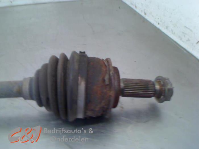 Arbre de transmission arrière droit d'un Mercedes Vito, Autos : Pièces & Accessoires, 3 mois de garantie, Utilisé, -, -