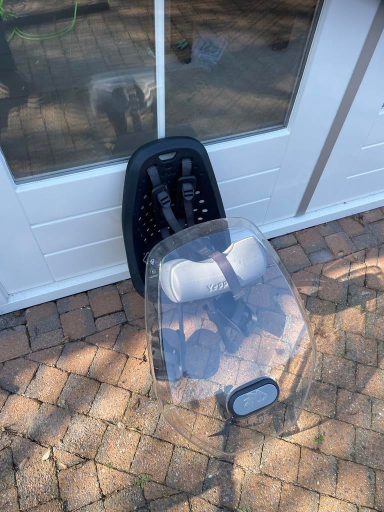 Yepp Fietsstoeltje met Windscherm - Zo goed als nieuw, Ophalen, Zo goed als nieuw, Voorzitje