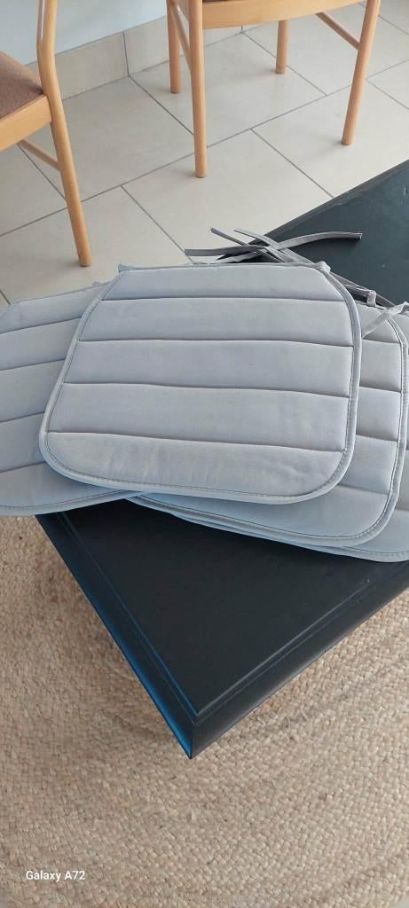 4 mooie nieuwe stoelopleggers, Ophalen, Nieuw, Vier, Stof