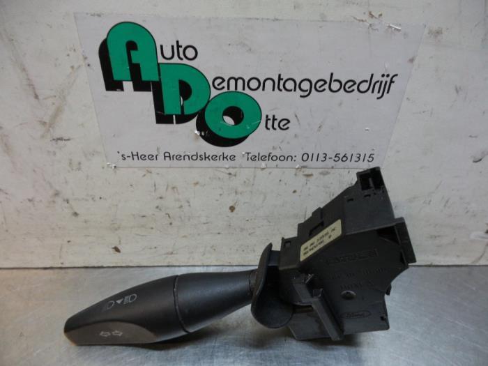 Richtingaanwijzer Schakelaar van een Ford Focus (Focus 98-), Auto-onderdelen, Dashboard en Schakelaars, Ford, Gebruikt, 3 maanden garantie
