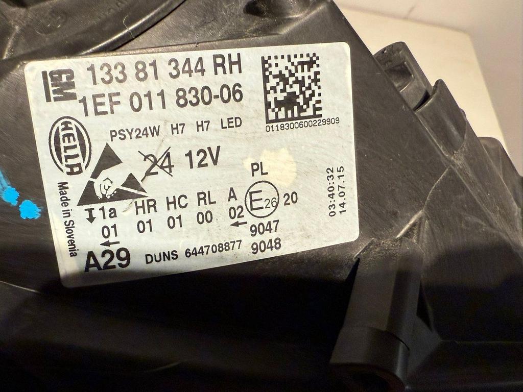 OPEL CORSA E HATCHBACK KOPLAMP RECHTS 13381344, Auto-onderdelen, Gebruikt, -, -, Opel