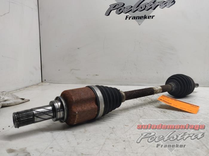 Arbre de transmission avant gauche d'un Renault Clio, Renault, -, 3 mois de garantie, Utilisé