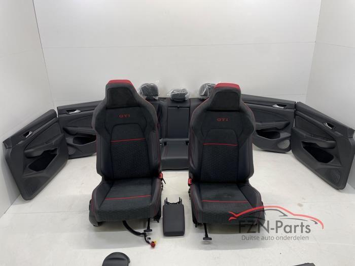 VW Golf 8 Facelift GTI Clubsport Interieur Leer Alcantara US, Auto-onderdelen, Interieur en Bekleding, Gebruikt, Ophalen of Verzenden