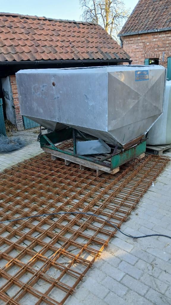 Silo mestoffenbak, Zakelijke goederen, Landbouw | Veevoer, Ophalen