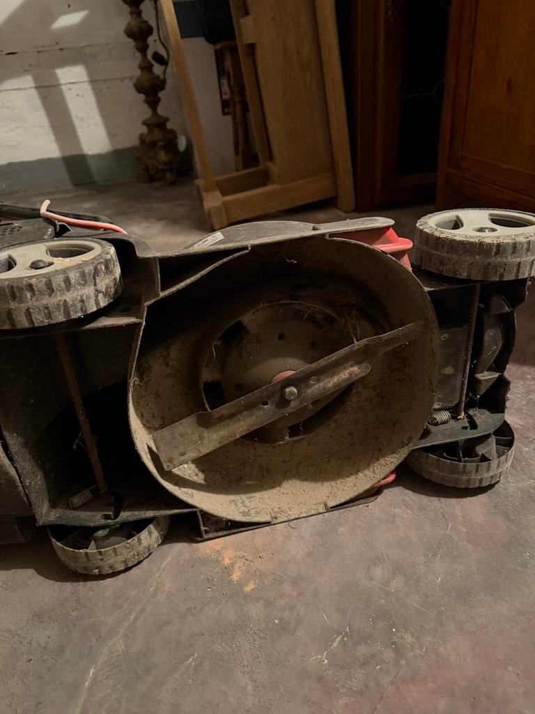 Bosch Elektrische Grasmaaier ARM32 - 1200W (gebruikt), Jardin & Terrasse, Enlèvement, Comme neuf, Tondeuses à gazon électriques