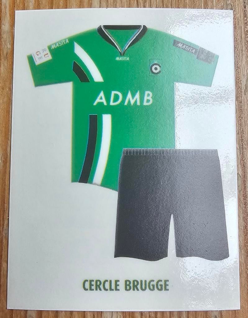Panini Football 2010 #57 Home Shirt Cercle Brugge Voetbal!, Ophalen of Verzenden, Zo goed als nieuw, Sticker