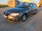 Volkswagen Passat Variant CT ok., Autos, Argent ou Gris, 1800 kg, 749 kg, Boîte manuelle