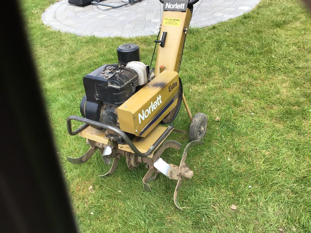 Motoculteur, Doe-het-zelf en Bouw, Gereedschap | Freesmachines, Ophalen, Benzine, Overige soorten, Zo goed als nieuw