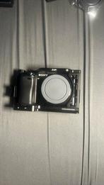 Sony A6000 Body + Camera cage *2 Batterijen, Ophalen, Zo goed als nieuw, Sony