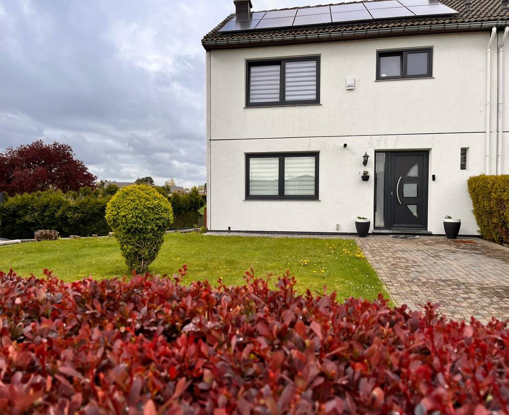 Maison a  vendre à alleur, Bovenwoning, 3 kamers, Provincie Luik