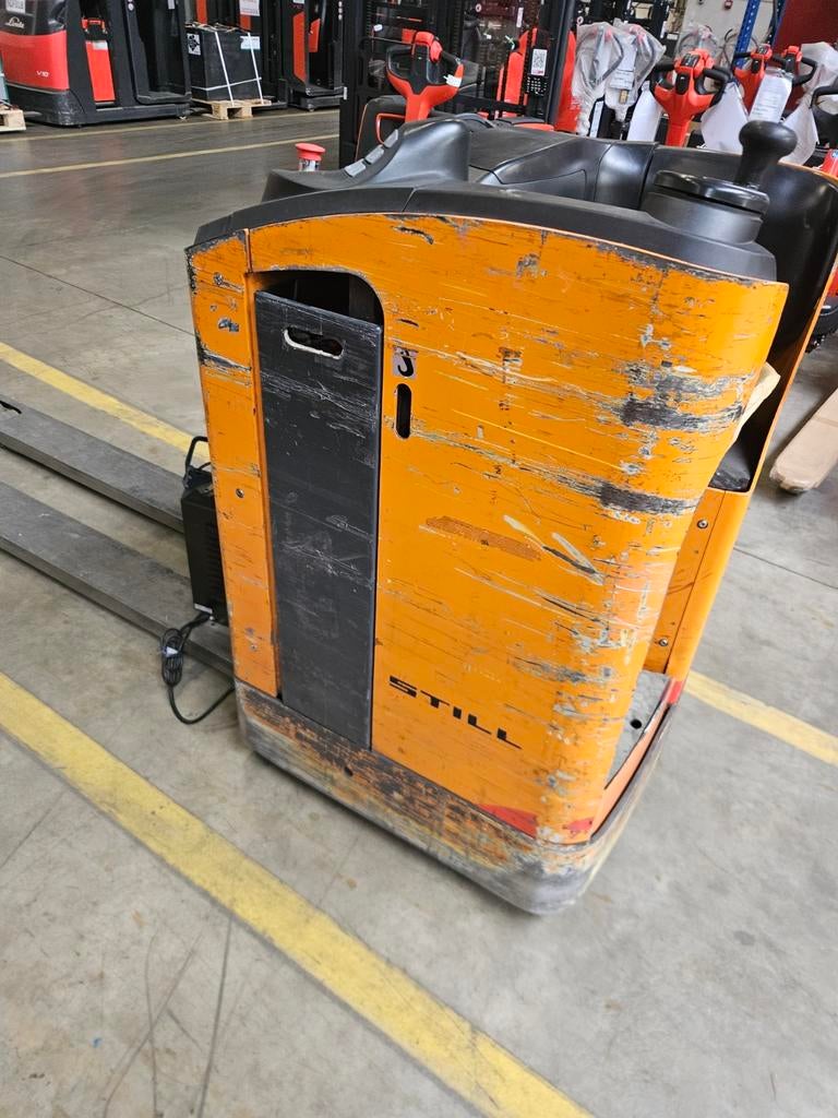 Still Elektrische transpallet met lange vorken top staat, Ophalen