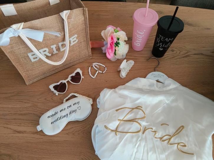 Trouwdecoratie, Hobby en Vrije tijd, Feestartikelen, Ophalen