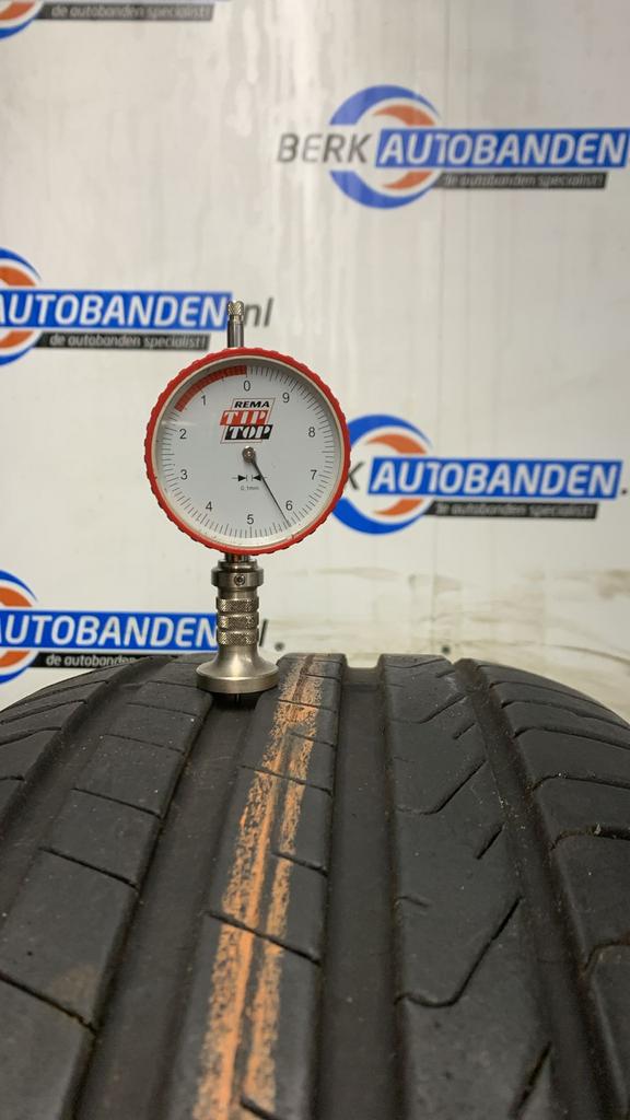 2x Pirelli Scorpion (AO) ELT (S-I) 235/50 R20 100T 235/50/20, Auto-onderdelen, Banden en Velgen, Band(en), Zomerbanden, 20 inch