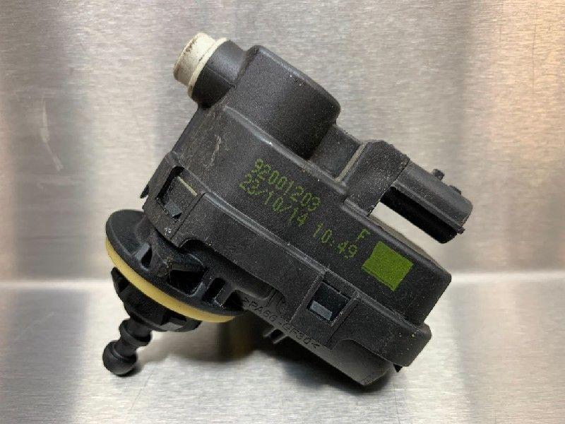 PHARE MOTEUR Nissan Qashqai (J11) (01-2013/-) (|92001203|), Utilisé, Nissan