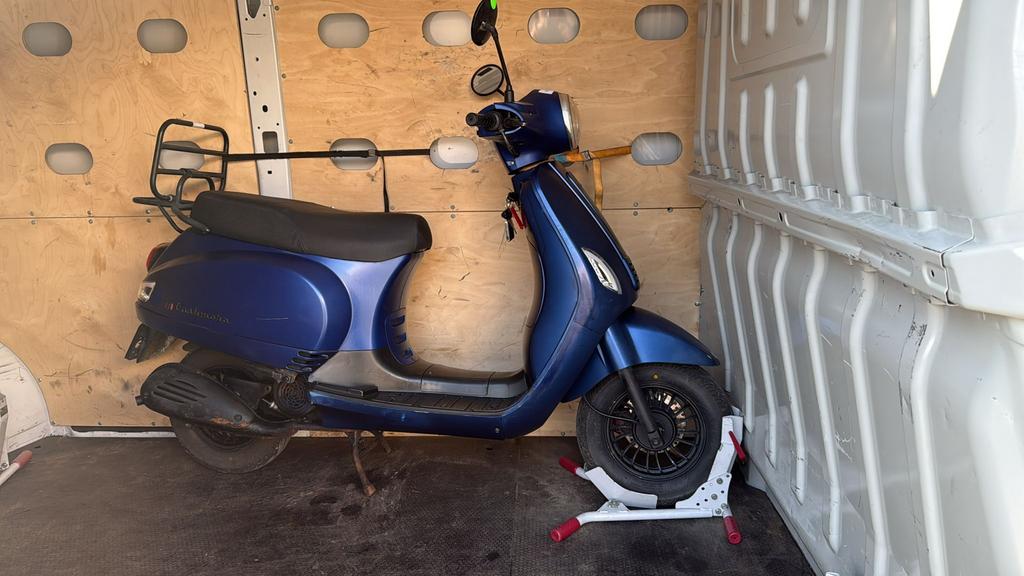 Scooter | B Klasse | Bj2019 | 6.845km | Binnenkort Tekoop!, Fietsen en Brommers, Mat Blauw, Scooter, Gebruikt, Overige modellen