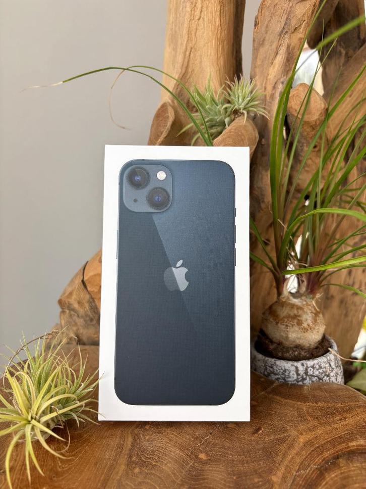 iPhone 13 128 giga Midnight, Télécoms, Téléphonie mobile | Apple iPhone, Comme neuf, 128 GB, Sans abonnement, iPhone 13, Bleu