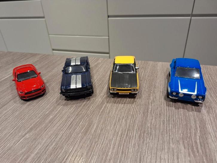 Diverse miniatuurauto's Ford, Verzamelen, Automerken, Motoren en Formule 1, Gebruikt, Ophalen