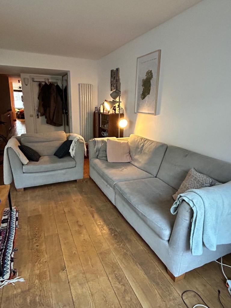 Prise en charge gratuite : canapé et chaise, Trois personnes, Banc droit, Enlèvement, Utilisé