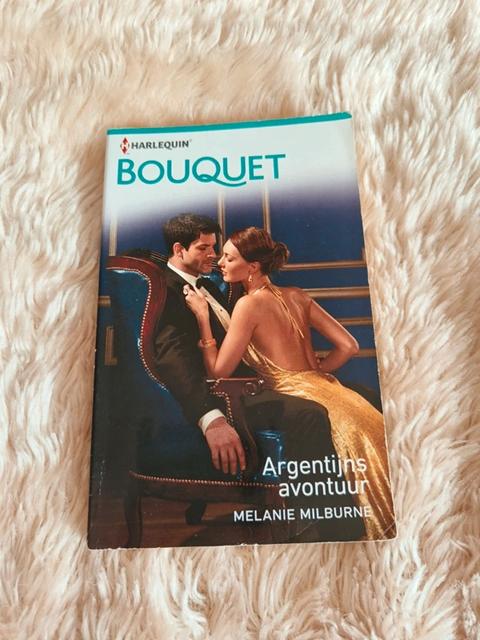 Harlequin Bouquet: Argentijns avontuur, Gelezen, Melanie Milburne, Ophalen of Verzenden, Nederland
