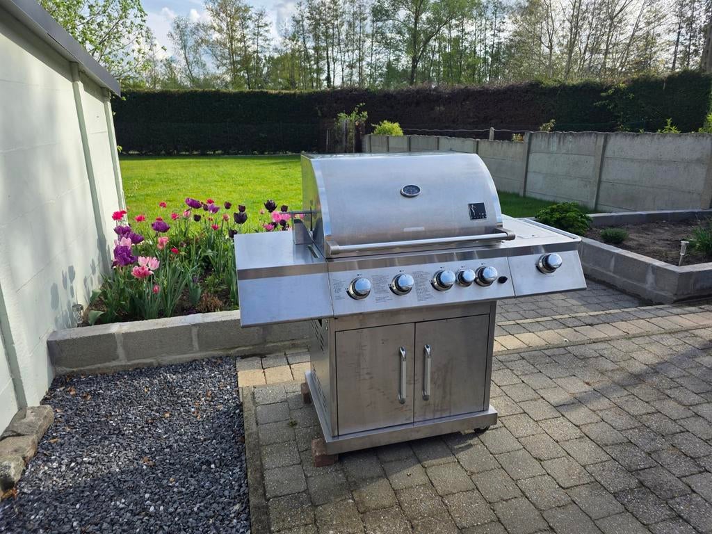 Grote bbq voor minstens 10 personen, Ophalen, Gebruikt, T&T design, Gas