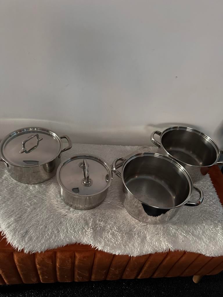 Set de casseroles, Enlèvement