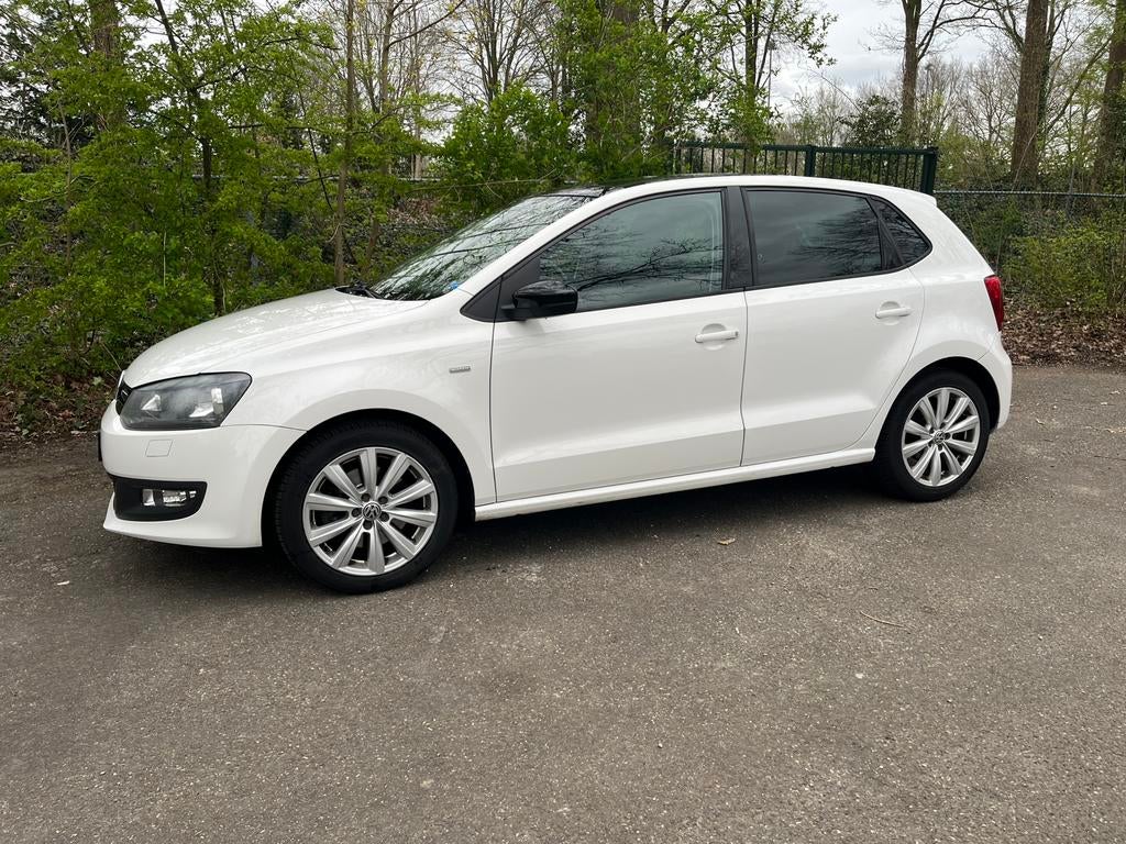 Volkswagen Polo 1.2 TSI 77KW 2012 Wit, Autos, Volkswagen, Particulier, Polo, Apple Carplay, Vitres électriques, Jantes en alliage léger