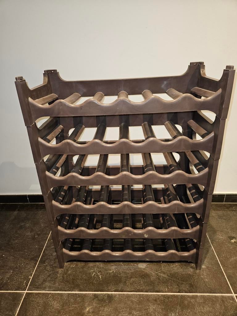 6 stuks wijnrek kunststof bruin stapelbaar 36 flessen, Ophalen, Kunststof