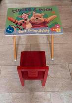Bureau enfant Tigger Pooh et sa chaise rouge.Très bon état, Enlèvement, Comme neuf