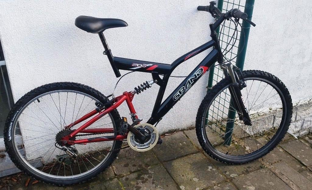 Vtt tout suspendu 26 pouces pneus Michelin, Ophalen