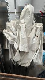 Plooitent, Enlèvement, Tente de réception