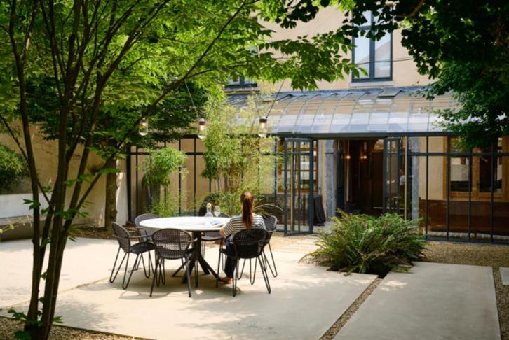 Stoelen outdoor tuin of indoor – Merk Joli Fizz ‘Rope’, Tuin en Terras, Tuinstoelen, Zo goed als nieuw, Stapelbaar, Ophalen of Verzenden