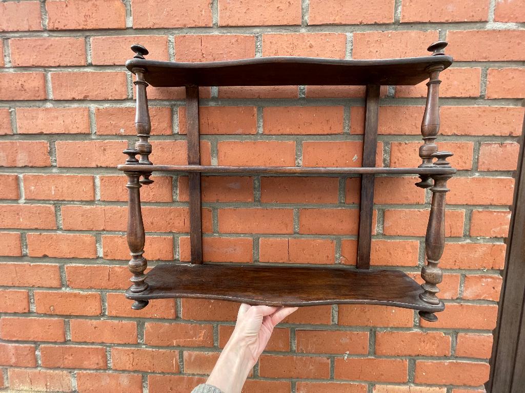 Etagère murale ancienne (3 niveaux), Enlèvement, Utilisé