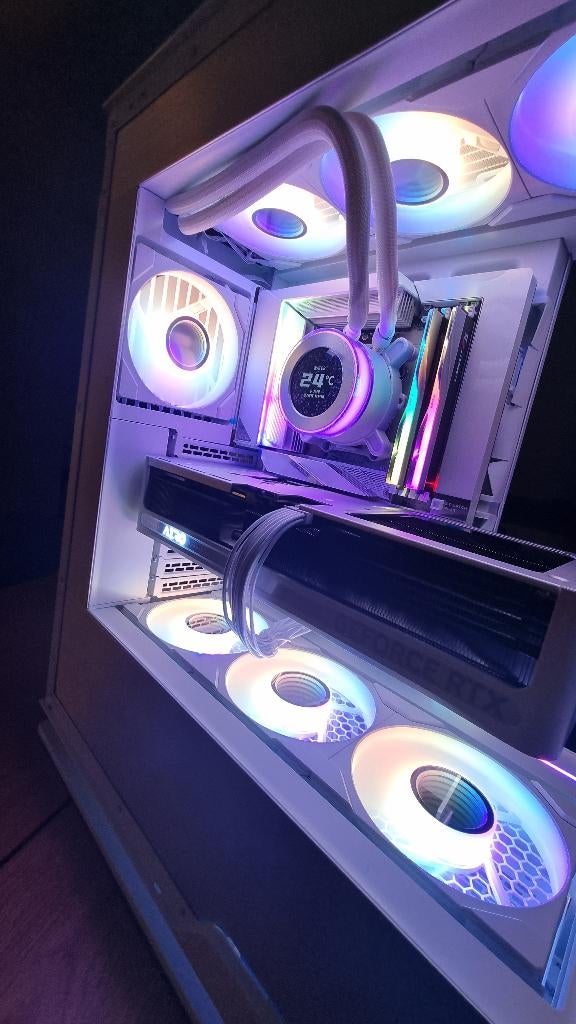 PC gamer - 9800 X3D - RTX 5070 TI, Neuf, AMD et NVIDIA, 32 GB, 4 Ghz ou plus